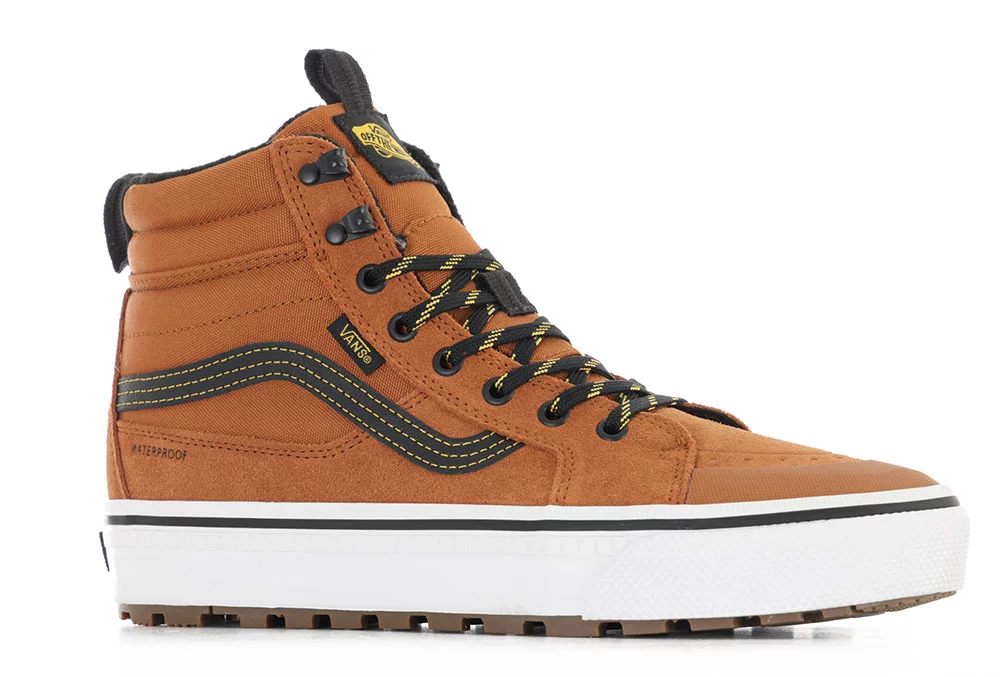 Vans boots Standard Mid Waterproof Boot in Black | Vans main image 4