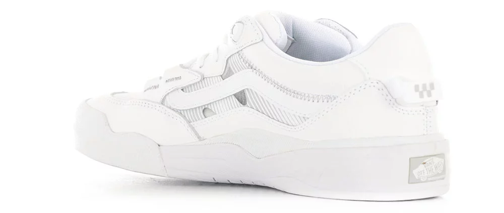 Vans Skate Wayvee 2 Shoes - white | Tactics