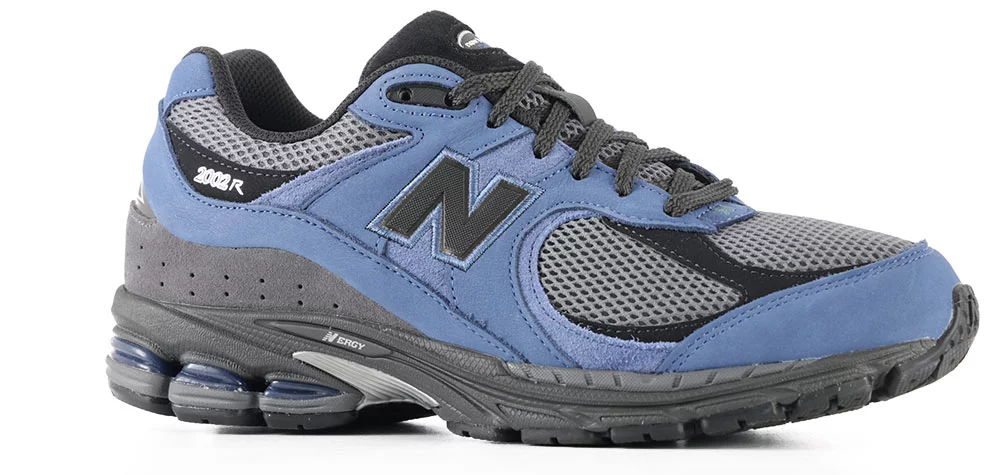 New Balance 2002R Shoes - magic blue/castlerock | Tactics display picture 1