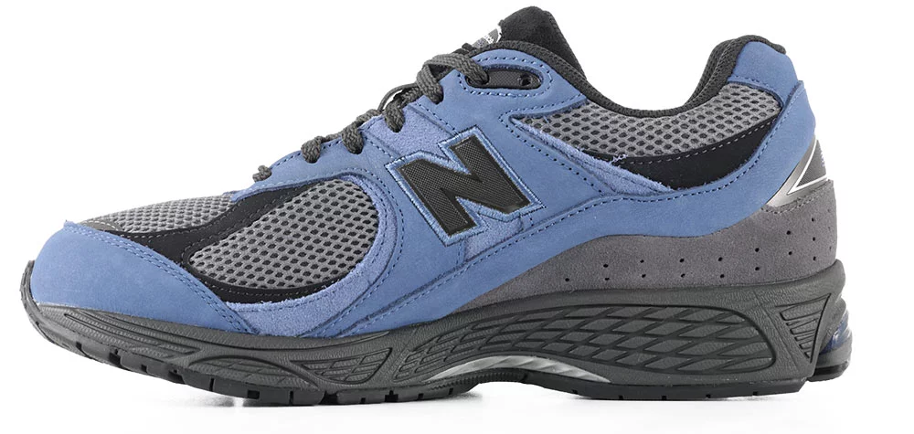 New Balance 2002R Shoes - magic blue/castlerock | Tactics display picture 2