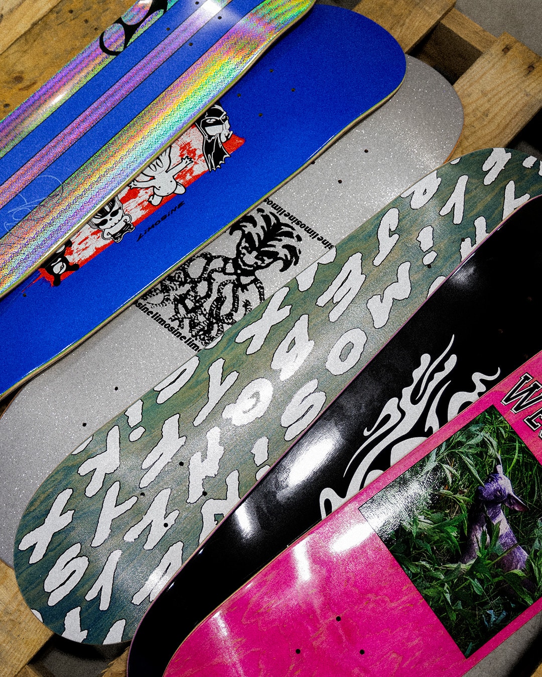 limosine deck brand image