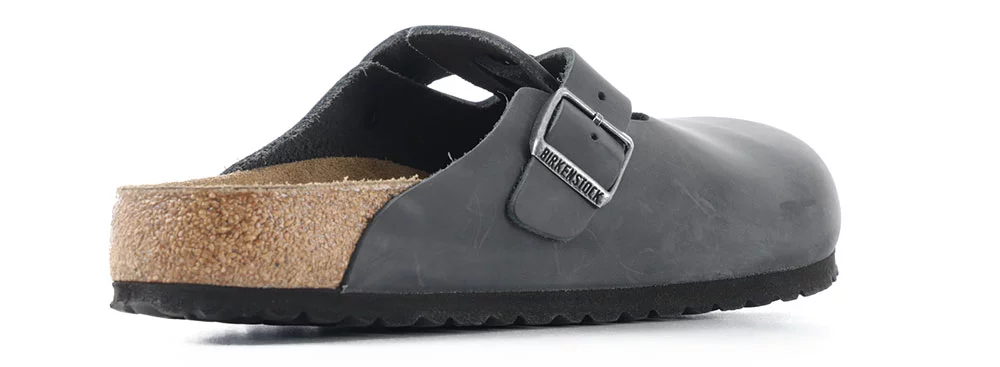 Birkenstock Boston Clog Slide Sandals - black oiled leather 
