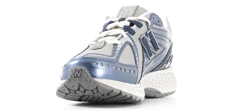 New Balance 1906R Shoes | Tactics