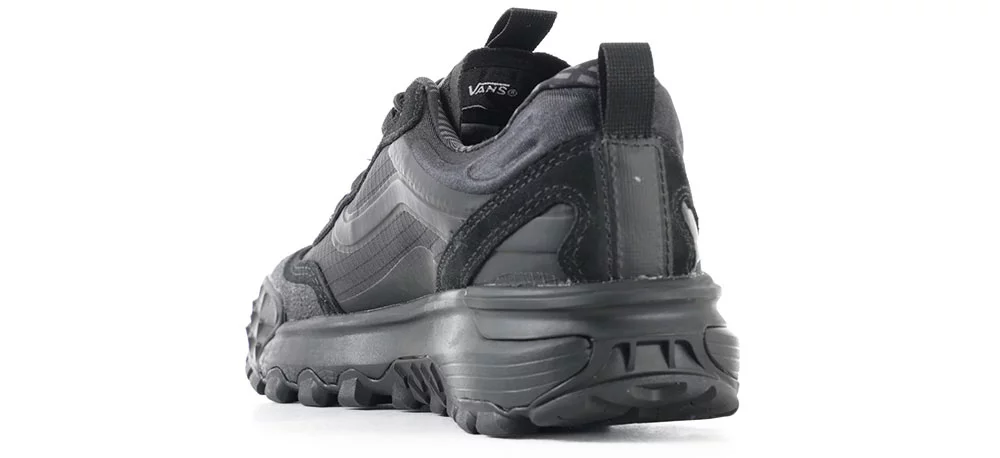 Vans MTE Crosspath XC Gore-Tex Shoes - blackout | Tactics