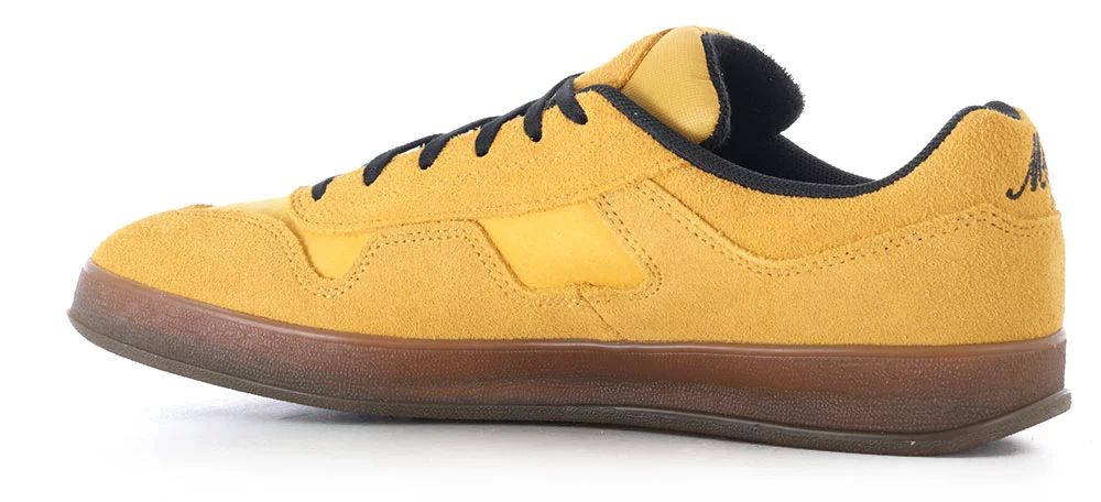 Adidas Gonz Aloha Super 80's Skate Shoes - preolved yellow/core