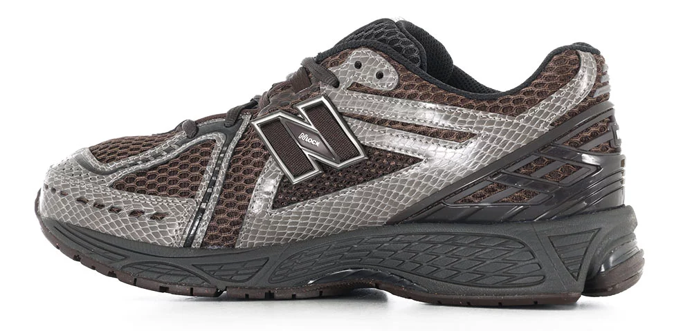 New Balance 1906R Shoes - thunder brown/black | Tactics
