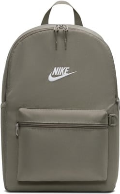 Nike SB Heritage 2.0 Backpack - light army - view large