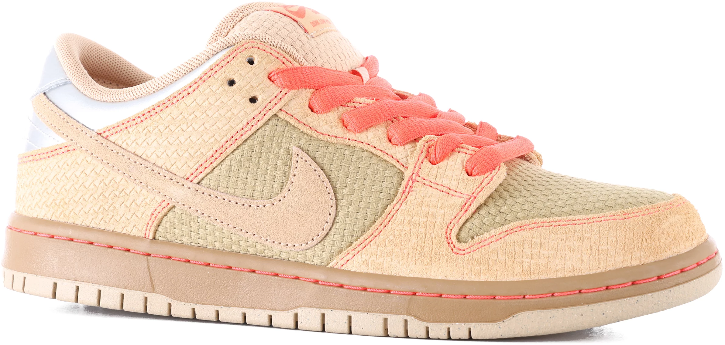 Nike SB Dunk Low Pro SB Skate Shoes - canvas/vanchetta tan