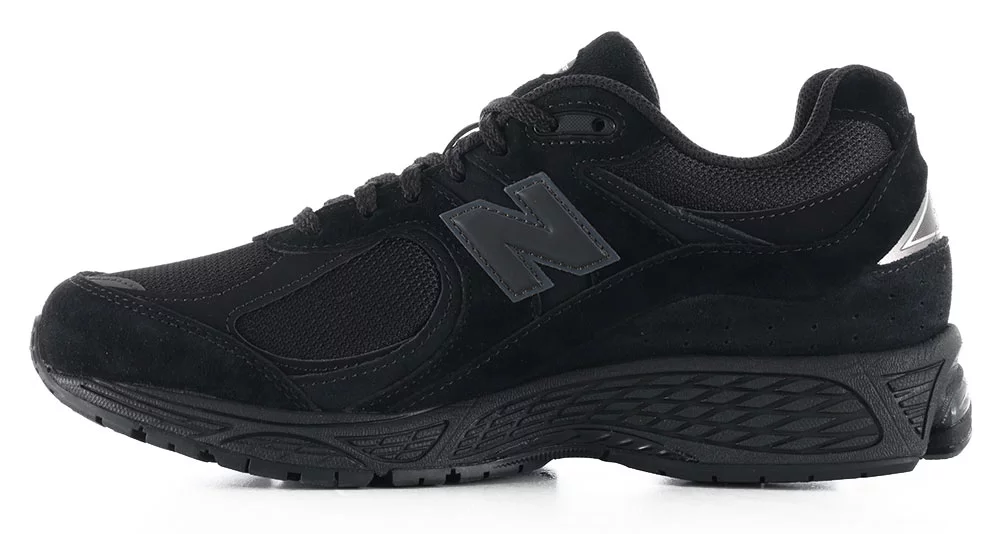 New Balance 2002R Shoes | Tactics