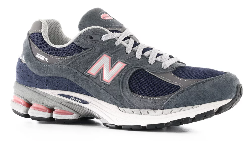 ニューバランス　2002R New Balance 2002R Shoes - graphite/double bubble | Tactics