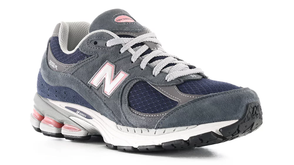 new balanse ニューバランス　2002r New Balance 2002R Shoes - graphite/double bubble | Tactics