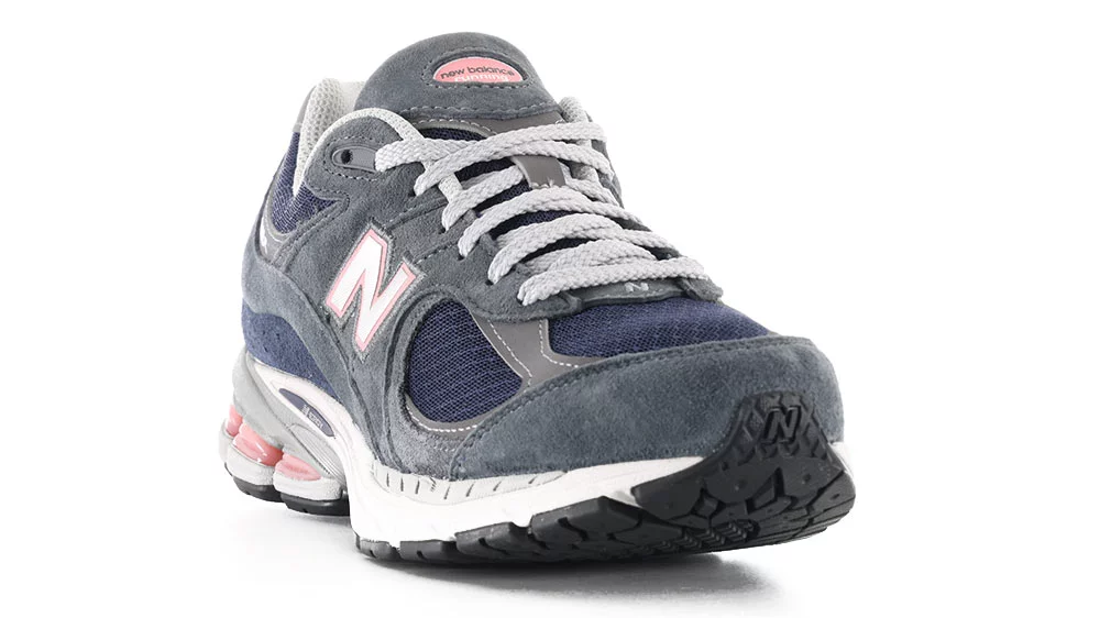 New Balance 2002R Shoes - graphite/double bubble | Tactics